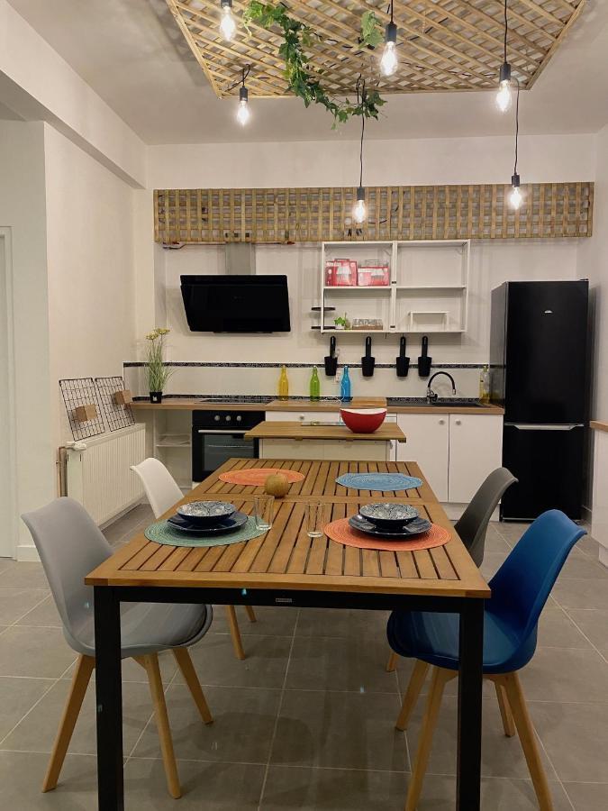 La Maison D'Angelique - Colocation Hoteliere A 150M Gare Tgv- Grande Cuisine Equipee & Salon - Fibre - Netflix Niort Buitenkant foto