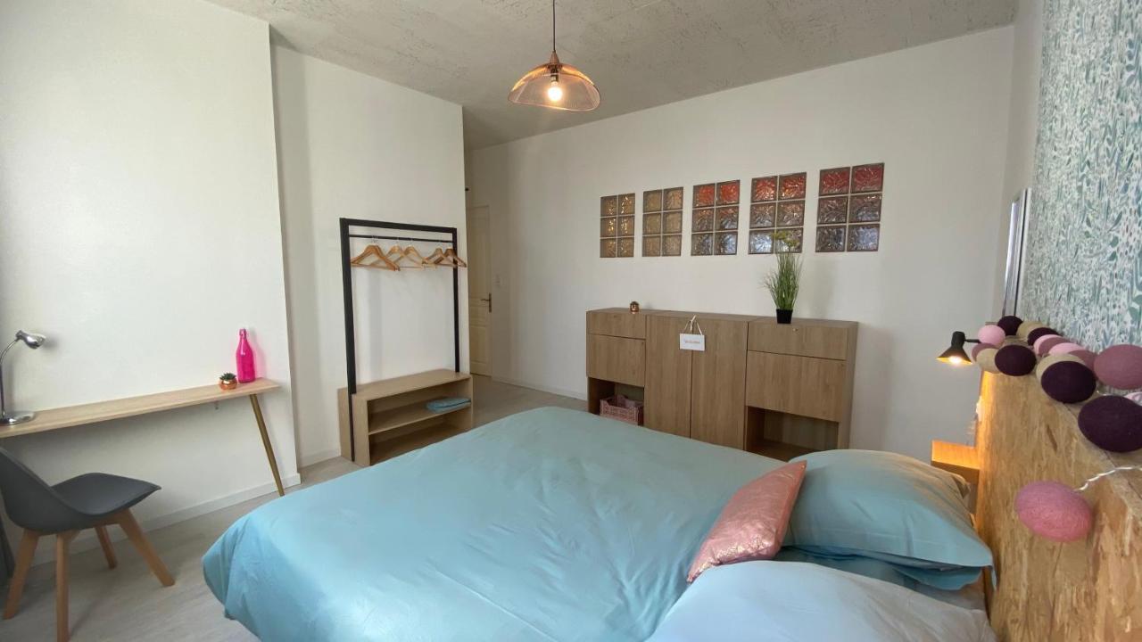 La Maison D'Angelique - Colocation Hoteliere A 150M Gare Tgv- Grande Cuisine Equipee & Salon - Fibre - Netflix Niort Buitenkant foto