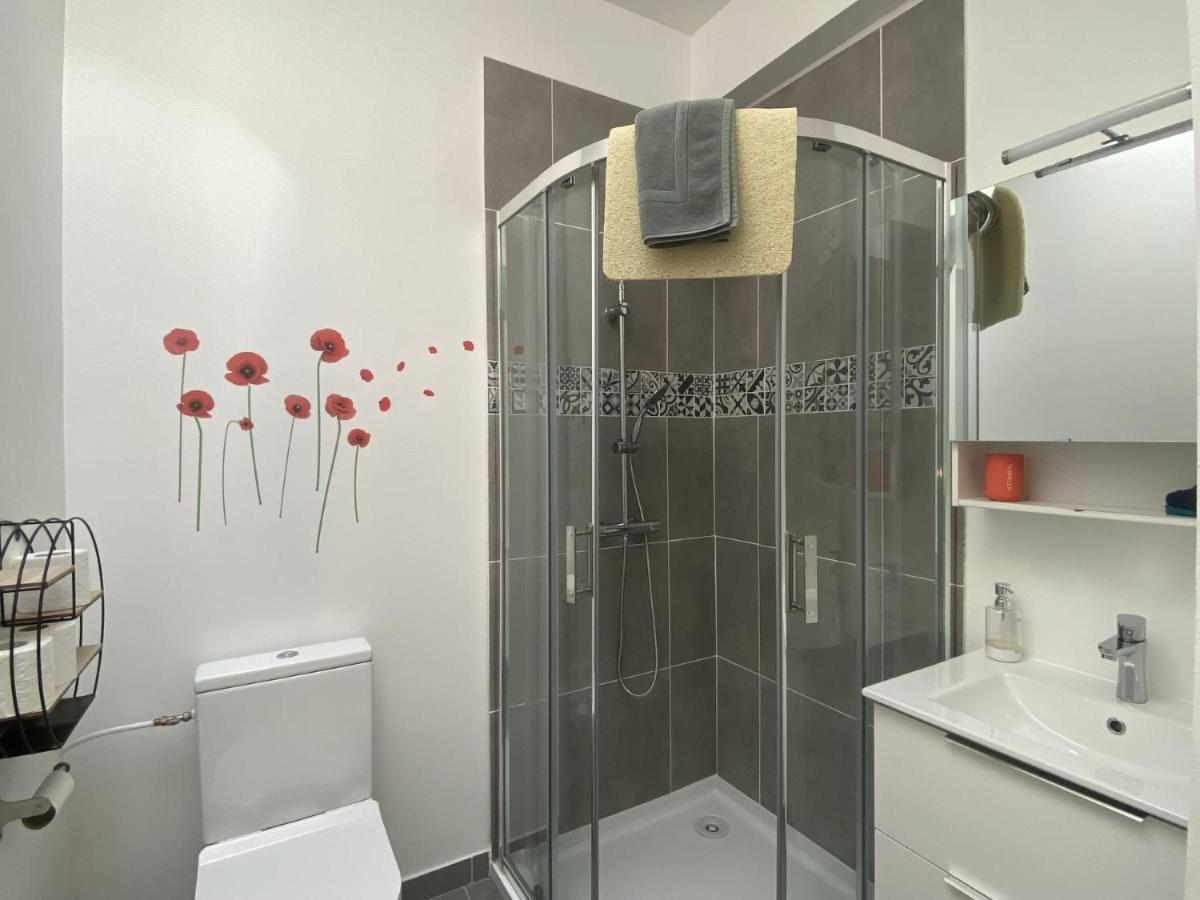 La Maison D'Angelique - Colocation Hoteliere A 150M Gare Tgv- Grande Cuisine Equipee & Salon - Fibre - Netflix Niort Buitenkant foto